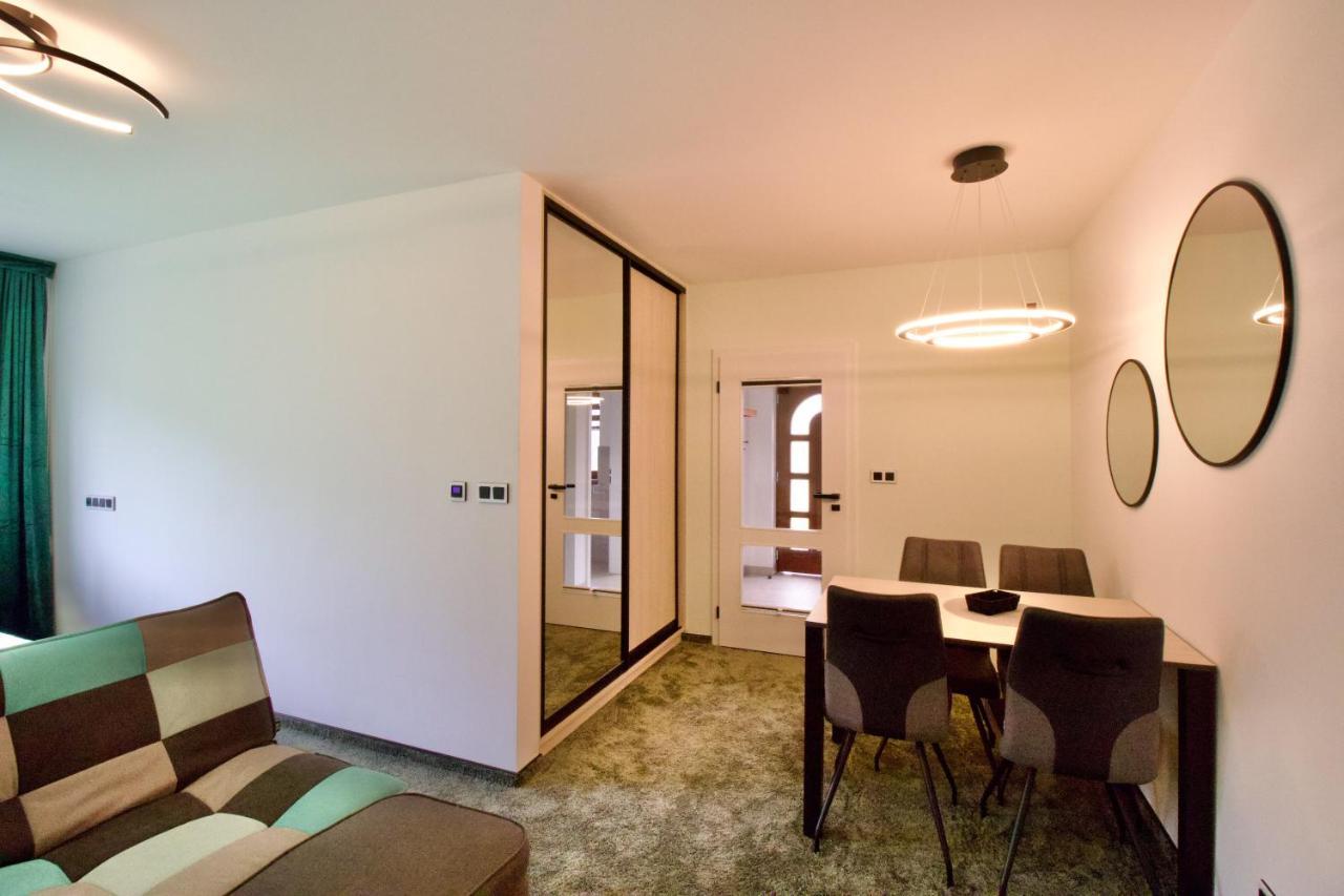 Apartman Uprostred Trojuhelniku Praha - Karlovy Vary - Plzen Kolesovice Ngoại thất bức ảnh