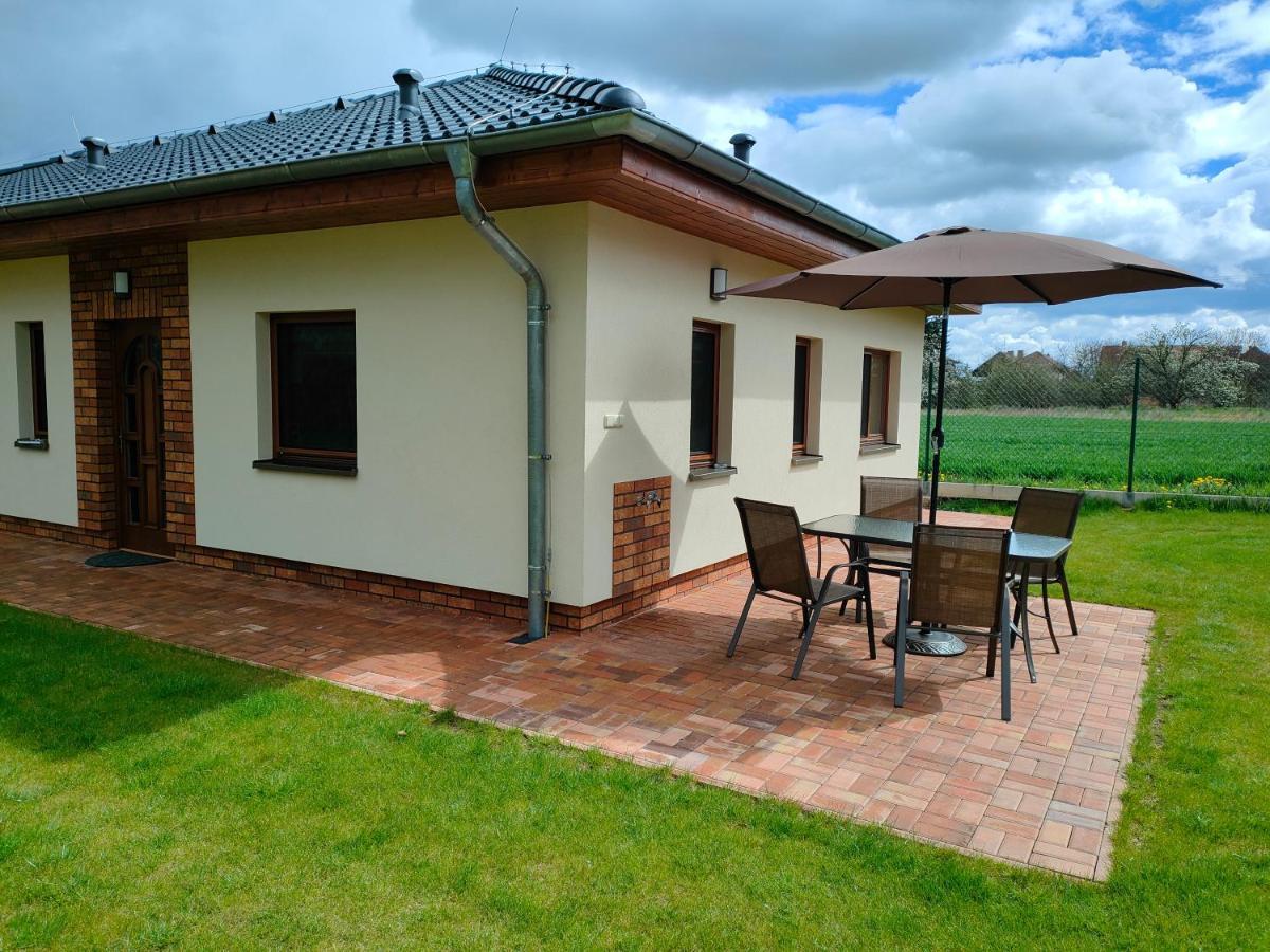 Apartman Uprostred Trojuhelniku Praha - Karlovy Vary - Plzen Kolesovice Ngoại thất bức ảnh